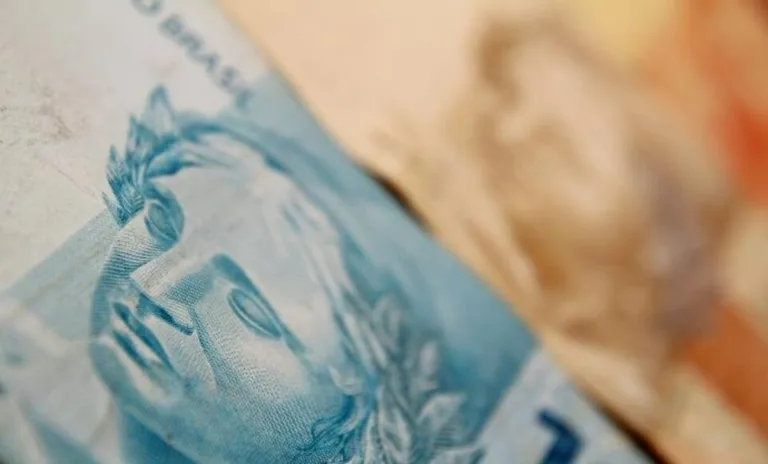 Você pode ter dinheiro a receber do governo e não saber; saiba como consultar precatórios