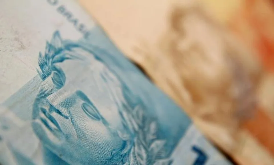 Você pode ter dinheiro a receber do governo e não saber; saiba como consultar precatórios