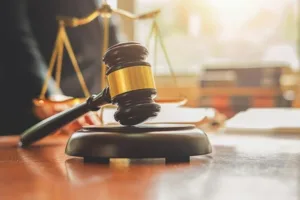 Por ausência de provas, Justiça Federal absolve acusado de lavagem de dinheiro