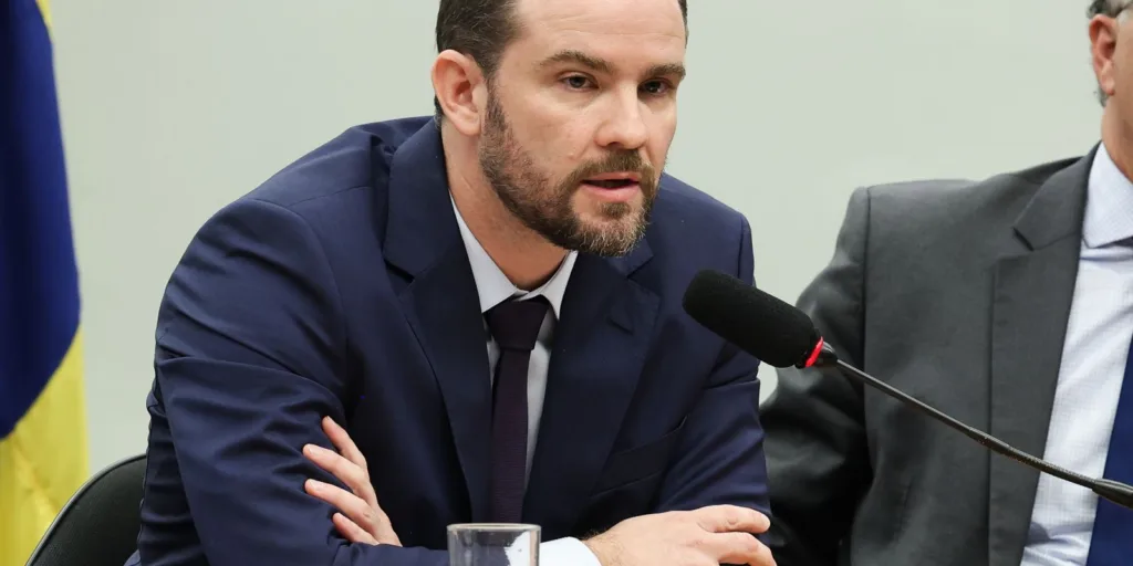 Durigan vai à França para agenda do G7 e reuniões bilaterais