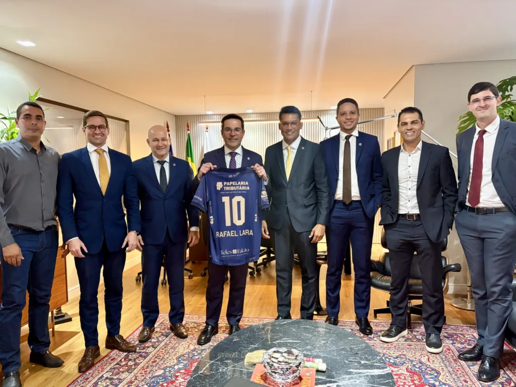 Da América para o Mundo: Seleção OAB-GO Master 11 embarca para o Mundial da Advocacia na Espanha