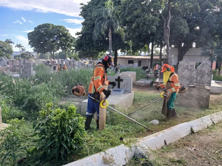 Comurg inicia limpeza geral nos cemitérios municipais nesta segunda-feira (4/5)