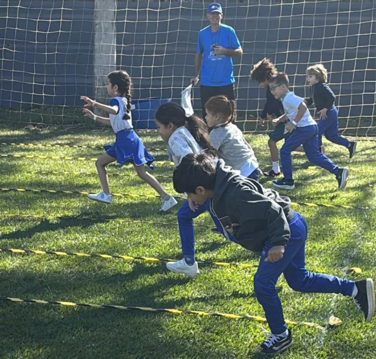 Prefeitura promove Festival de Atletismo Mirim com participação de cerca de 900 crianças