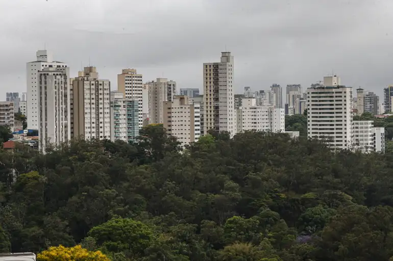 STF vai discutir possibilidade de município fixar alíquotas de IPTU em função da área do imóvel