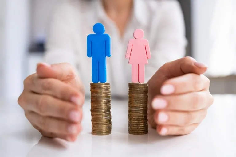 Supremo valida lei de 2023 que garantiu igualdade salarial entre homens e mulheres