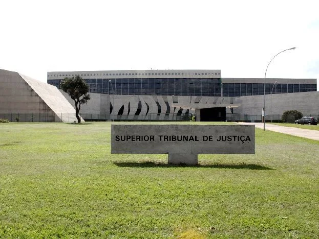 STJ abre inquérito para apurar fraudes com prompt injection em IA