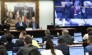 Com 44 votos favoráveis, CCJ da Câmara aprova redução da maioridade penal para 16 anos. O que acontece agora?