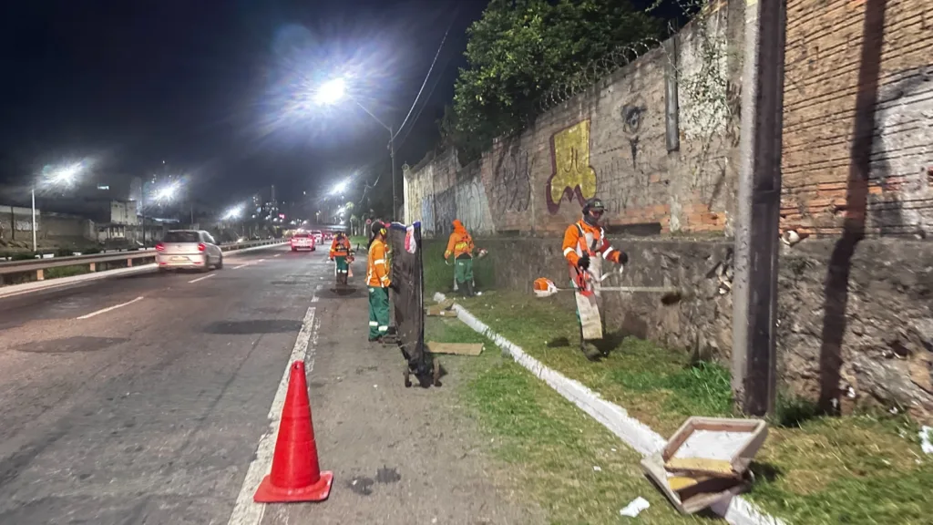 Comurg amplia frentes de trabalho em Goiânia com serviços de zeladoria 24 horas por dia