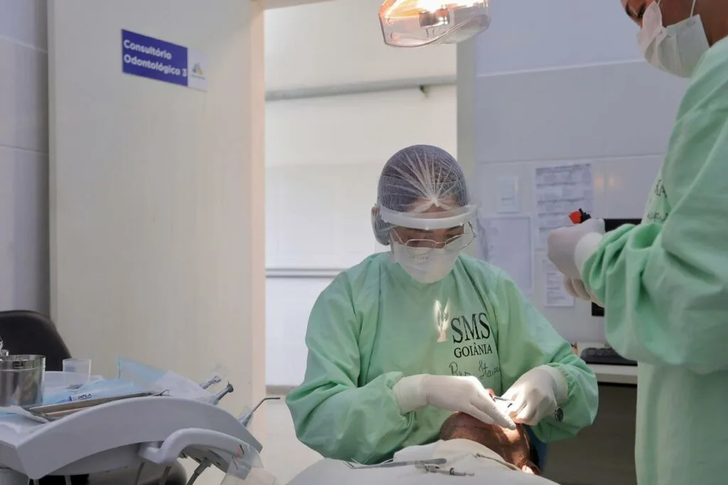 Prefeitura de Goiânia recebe visita técnica do Ministério da Saúde para ampliar atendimento odontológico especializado