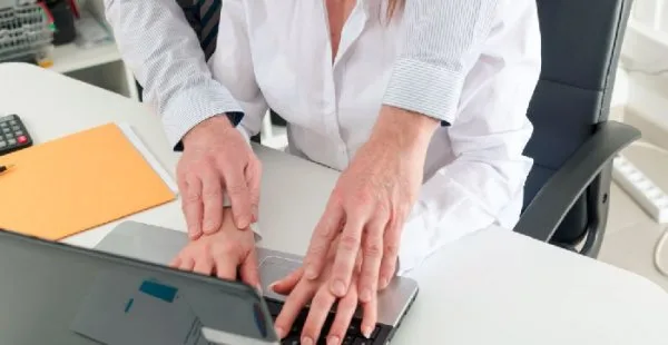 Aprovado PL que altera normas sobre assédio moral e sexual, fraude em registro de ponto, abandono de cargo e PAD contra servidores