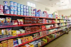 Justiça suspende cláusula que limitava funcionamento de supermercados até as 11 horas aos domingos