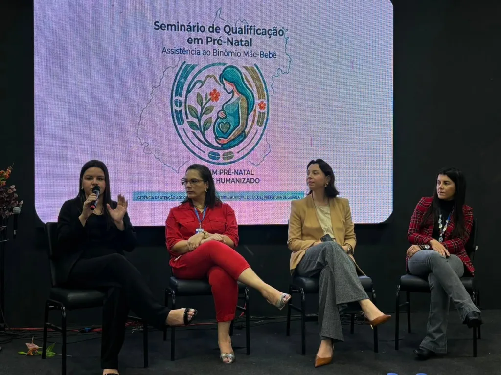 Prefeitura de Goiânia promove seminário para fortalecer atendimento a gestantes e bebês na rede municipal