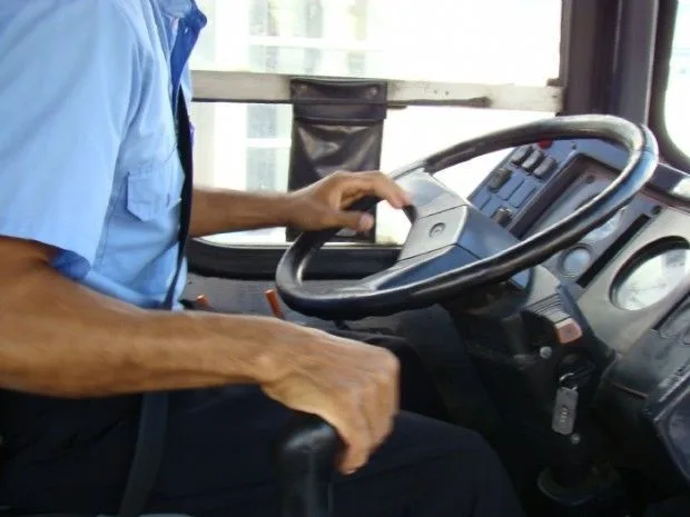 Motoristas e cobradores: STJ permite reconhecimento de aposentadoria especial por trabalho penoso