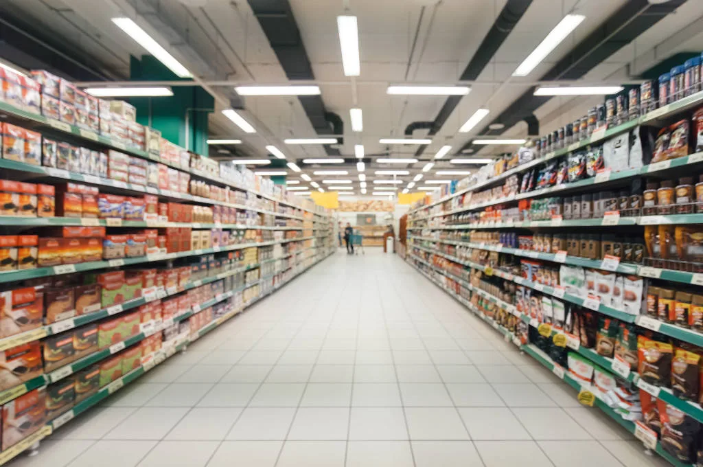 Supermercados em Goiás passam a funcionar somente até 11 horas aos domingos e feriados