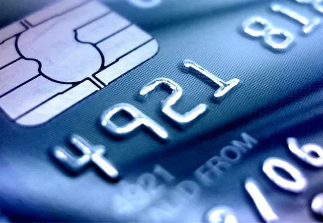 Banco do Brasil terá de indenizar consumidora por cobranças em cartão que não foi desbloqueado