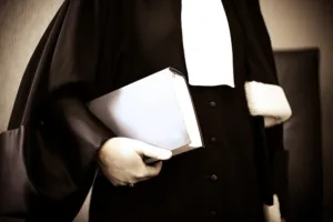 CCJ aprova PEC que proíbe aposentadoria compulsória de juiz como forma de punição