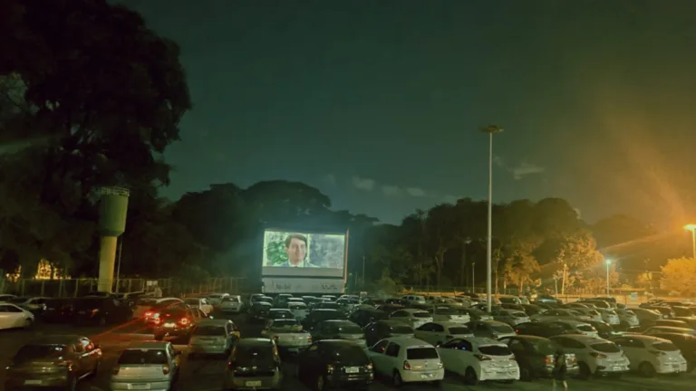 Parque Mutirama recebe projeto Cine Autorama com cinema drive-in gratuito