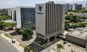 Dataprev recebe inscrições de concurso para 212 vagas, com salários de até R$ 10.685,44