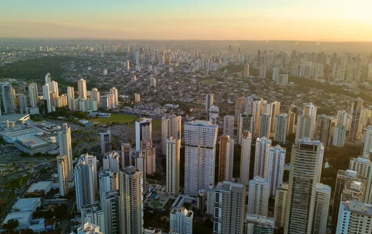 Goiânia lidera abertura de empresas em Goiás e registra 4,7 mil novos negócios em junho