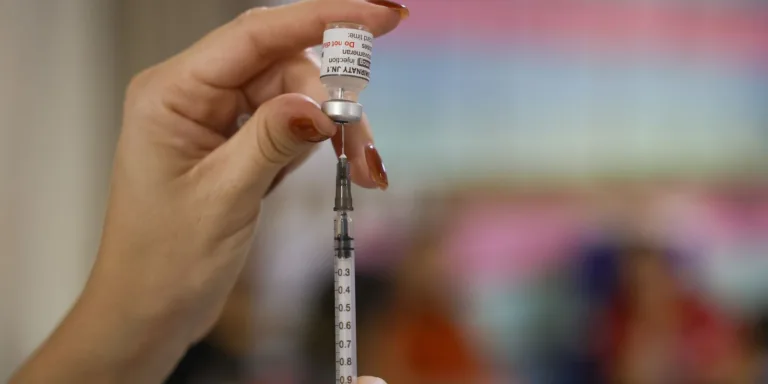 Pesquisa mostra que vacinação diminuiu prevalência de HPV entre jovens