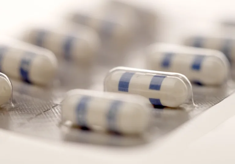 Ipasgo Saúde deve fornecer medicamento a idoso com câncer de próstata metastático