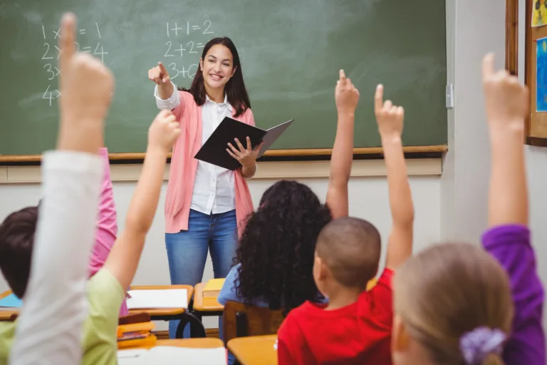 Nova lei torna obrigatório ensino de educação política e direitos da cidadania nas escolas