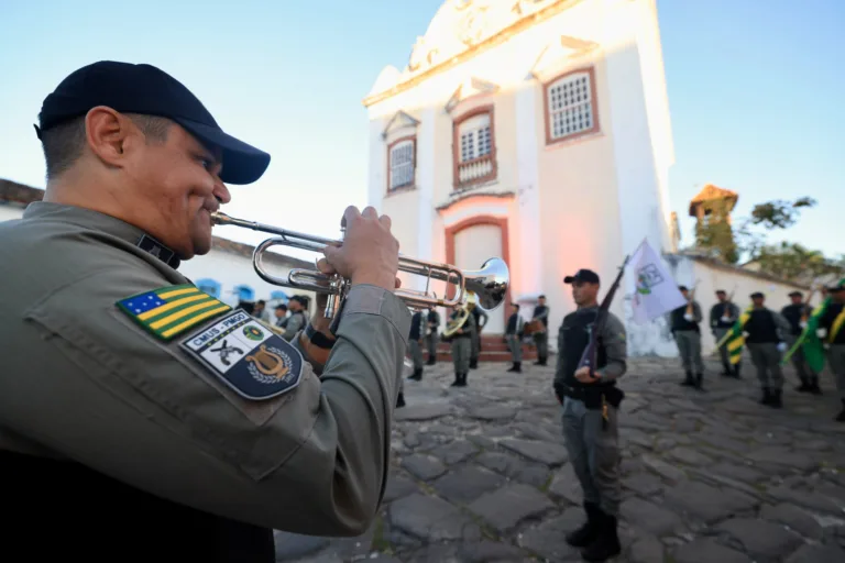 OAB-GO PARTICIPA DA TRANSFERÊNCIA SIMBÓLICA DA CAPITAL PARA A CIDADE DE GOIÁS