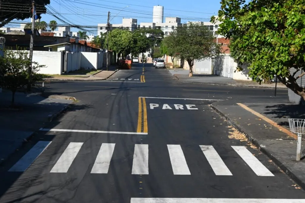 Prefeitura de Goiânia entrega novo asfalto em 111 vias da Região Norte
