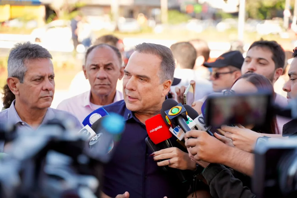 Mabel entrega novas vias na Praça Ciro Lisita para dar mais fluidez ao trânsito de Goiânia