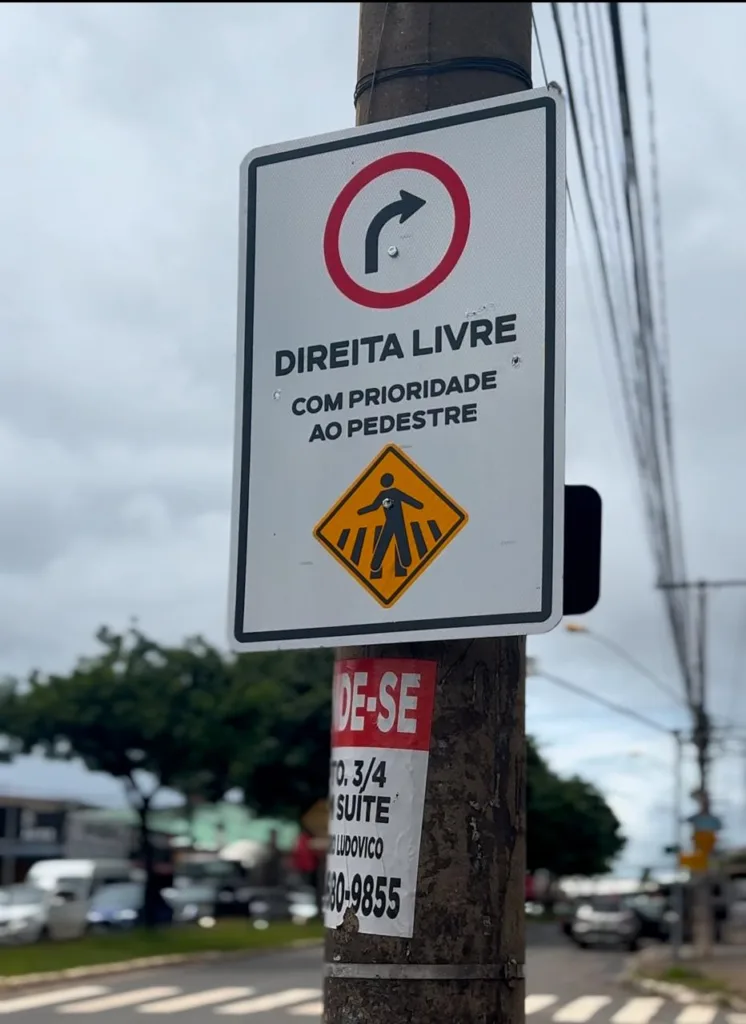 SET realiza ação educativa para reforçar prioridade ao pedestre em pontos de Direita Livre
