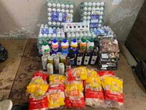 Procon Goiânia autua supermercado após encontrar 60 produtos vencidos à venda