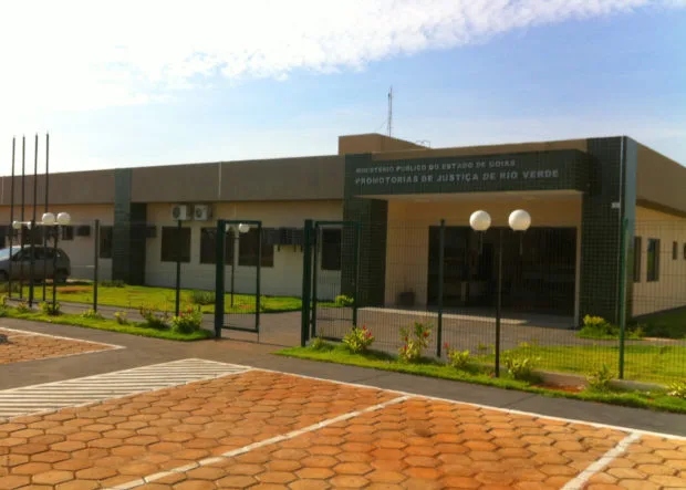 2ª Promotoria de Justiça de Rio Verde recebe currículos para seleção para o cargo de assistente