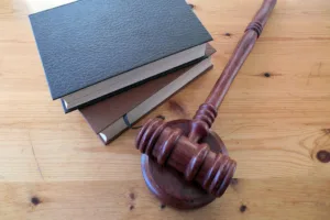 TRF1 anula decisão de heteroidentificação e garante retorno de candidata à lista de cotas raciais do TSE