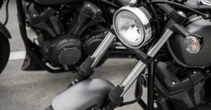 TRT-GO garante adicional de periculosidade a vendedor que usava motocicleta no trabalho