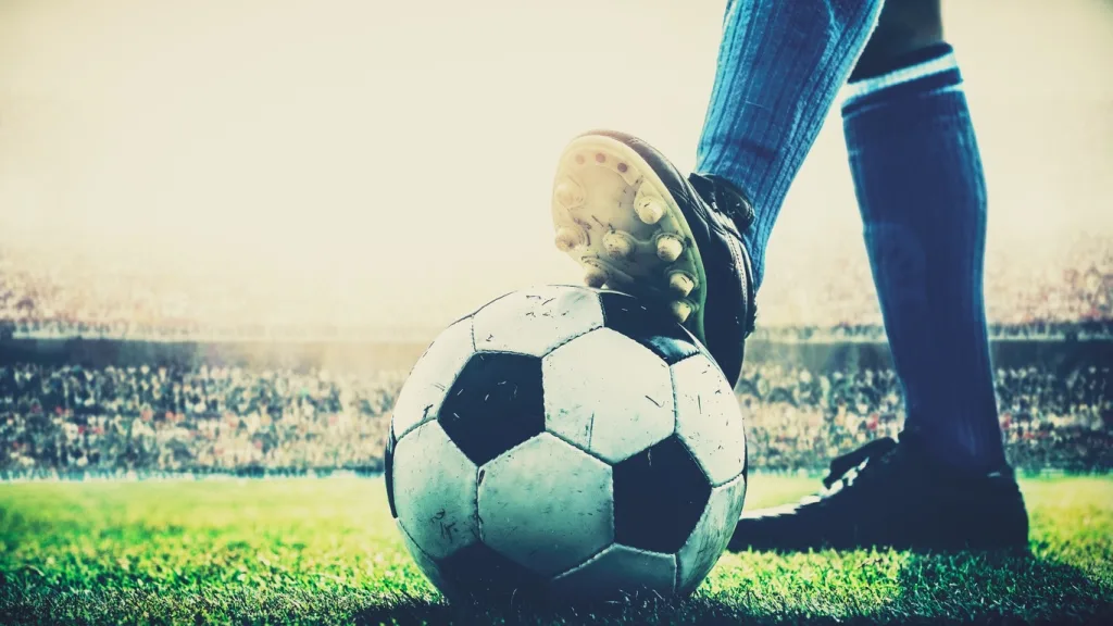Penhora de repasses da CBF a clube de futebol deve ser limitada a 30%, decide TRT-GO