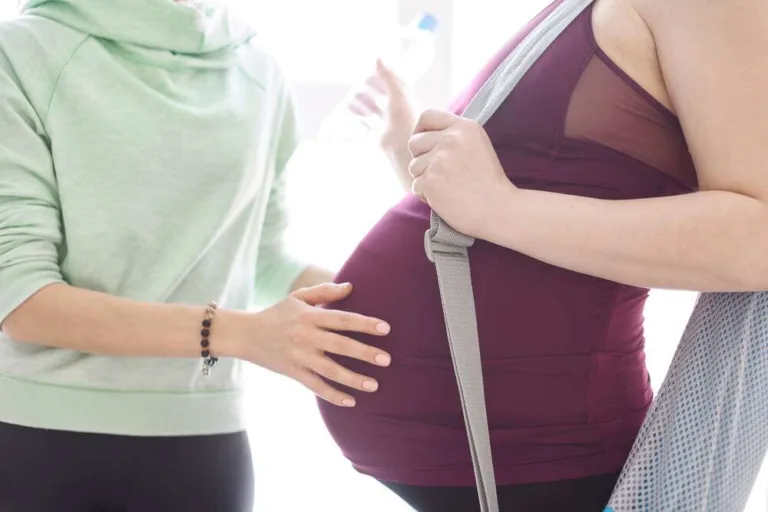Empregada grávida que pede demissão espontaneamente abre mão da estabilidade gestacional