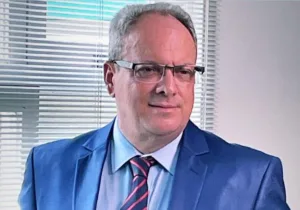 Alex Neder retoma presidência da Abracrim e anuncia reestruturação de comissões e parcerias