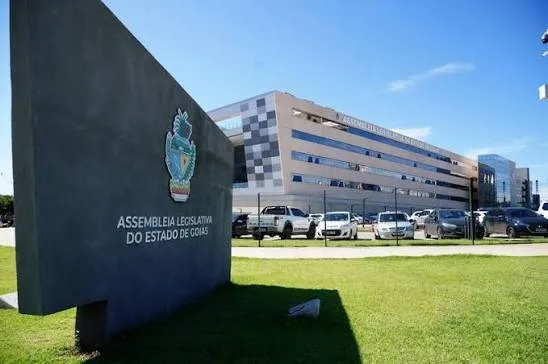 Sessões e reuniões deliberativas da Assembleia de Goiás serão híbridas até 4 de outubro
