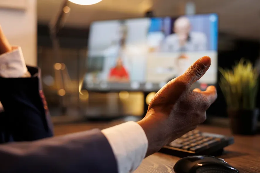 Audiência híbrida pode ocorrer mesmo sem adoção do Juízo 100% Digital, decide TRT de Goiás