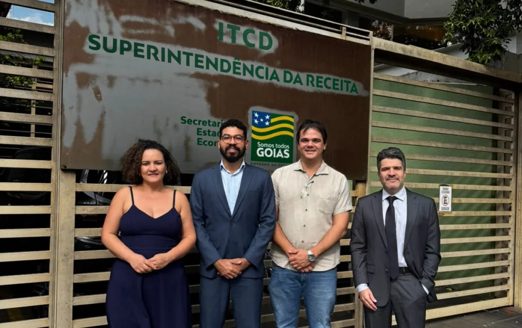 Gerência do imposto sobre heranças recebe OAB de Goiás e