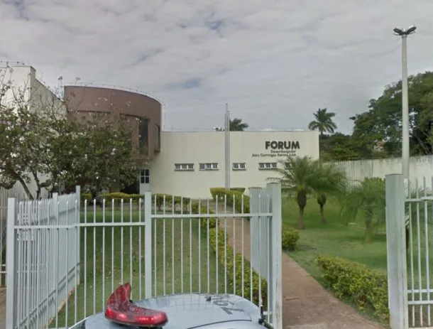 Comarca de Orizona recebe até o fim desta terça-feira currículos para vaga de assessor de juiz
