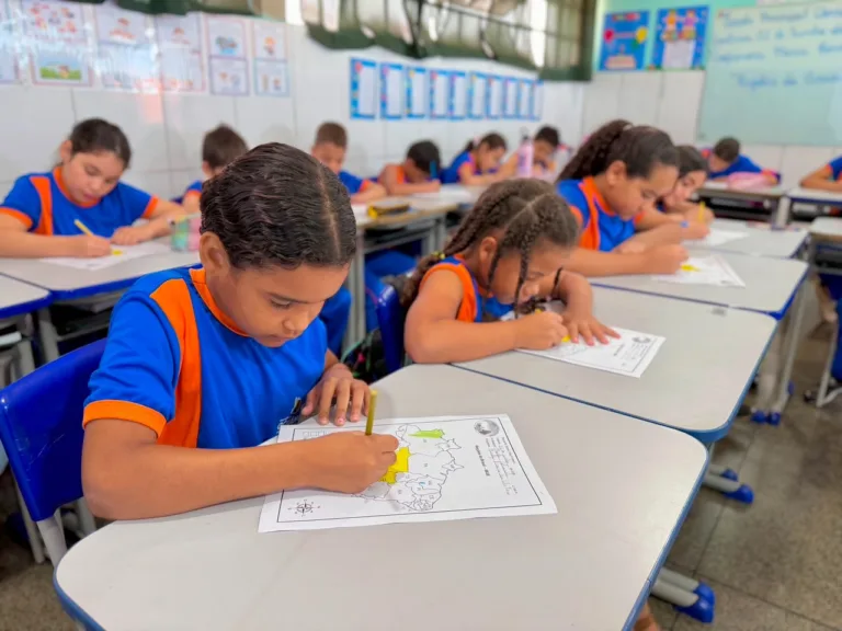 PGM prepara ação judicial para garantir continuidade das aulas