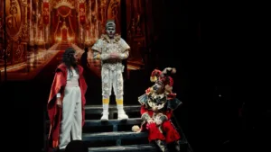 Real Circo estreia espetáculo 'Reino' com circo e fé em Goiânia