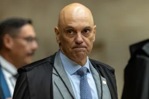 Réus do 8 de Janeiro podem descontar tempo de cautelar da pena