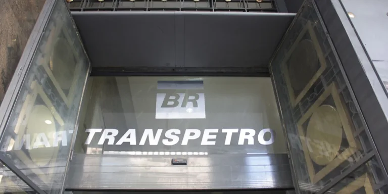 Transpetro abre concurso público com salário inicial de até R$ 15 mil