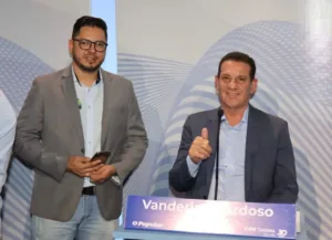 Vanderlan Cardoso escolhe jornalista para comandar marketing da reeleição