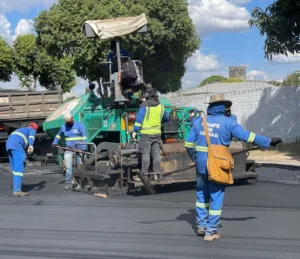Prefeitura de Goiânia alcança 450 quilômetros de vias recuperadas com Programa Asfalto Novo