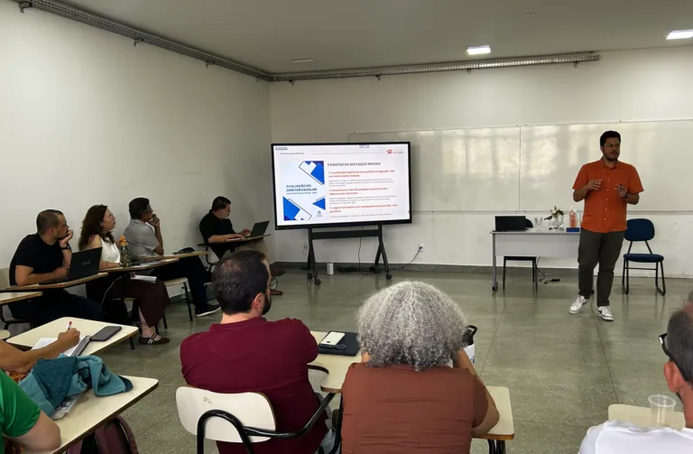 Centro Lemann e Prefeitura de Goiânia formam lideranças da rede