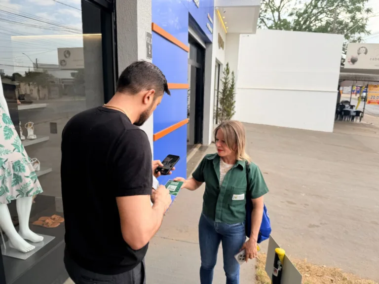 Companhia de Urbanização de Goiânia realiza pesquisa com moradores sobre