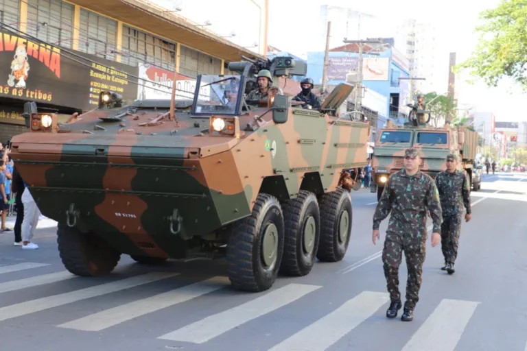 Desfile de 7 de Setembro reúne forças de segurança e